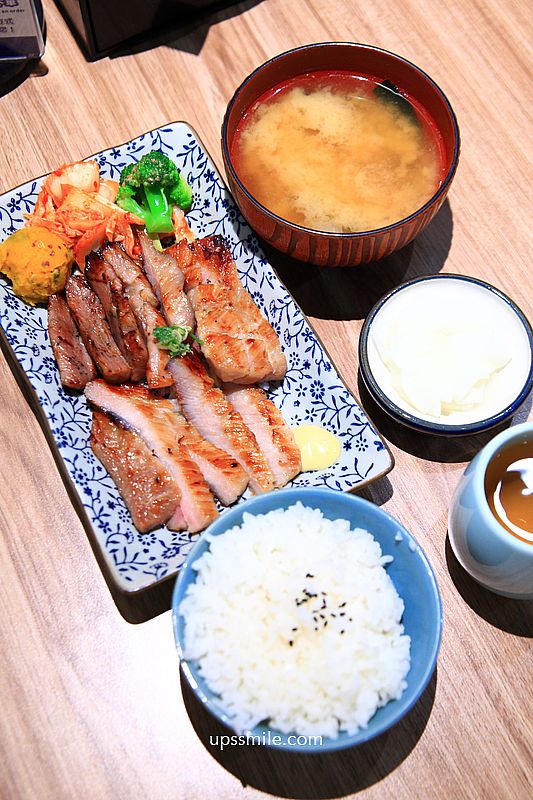 捷運中山國小站美食【初鰻x職人味自慢晴光店鰻魚飯專賣】晴光商圈日式生魚片定食餐廳 捷運中山國小站美食【初鰻x職人味自慢晴光店鰻魚飯專賣】晴光商圈日式生魚片定食餐廳