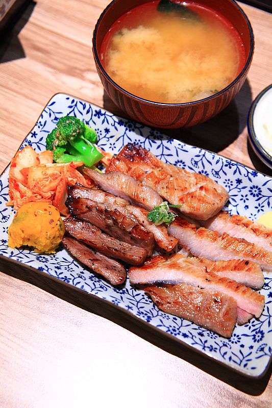 捷運中山國小站美食【初鰻x職人味自慢晴光店鰻魚飯專賣】晴光商圈日式生魚片定食餐廳 捷運中山國小站美食【初鰻x職人味自慢晴光店鰻魚飯專賣】晴光商圈日式生魚片定食餐廳