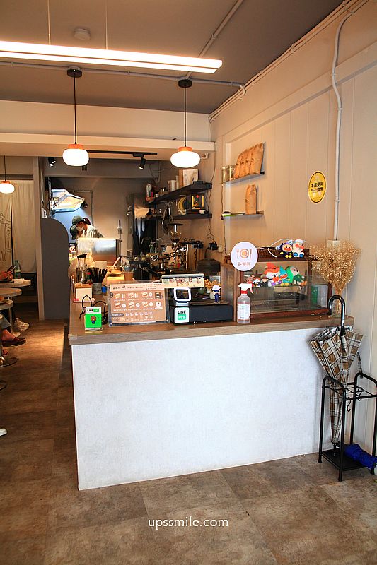 台電大樓站古亭師大美食【自己人早餐店】爆餡芋泥肉鬆吐司與炙燒醬香豬排三明治 台電大樓站古亭師大美食【自己人早餐店】爆餡芋泥肉鬆吐司與炙燒醬香豬排三明治