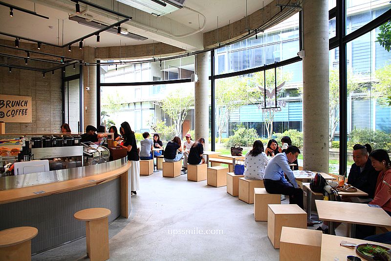 台中早午餐咖啡【Dreamers Coffee Roasters台中市政店】台中圓形玻璃屋咖啡廳景點