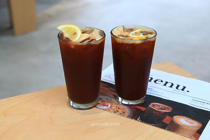 台中早午餐咖啡【Dreamers Coffee Roasters台中市政店】台中圓形玻璃屋咖啡廳景點 台中早午餐咖啡【Dreamers Coffee Roasters台中市政店】台中圓形玻璃屋咖啡廳景點
