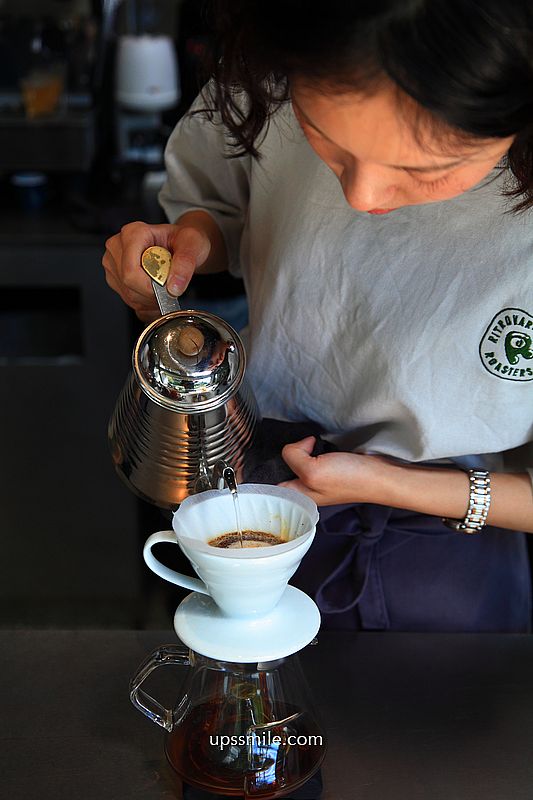 台中咖啡廳【Ritrovare coffee Finest尋品旬品咖啡西屯】獨棟台中清水模咖啡廳